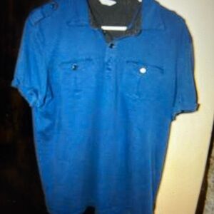 Men SizeLarge -Dark Blue Short Sleevr Casual Shirt bu Calvinnein